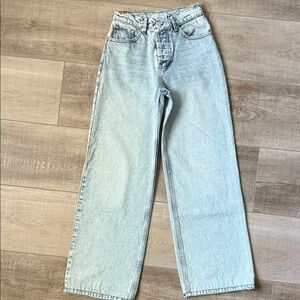 REVICE Light Wash Straight Leg Jeans